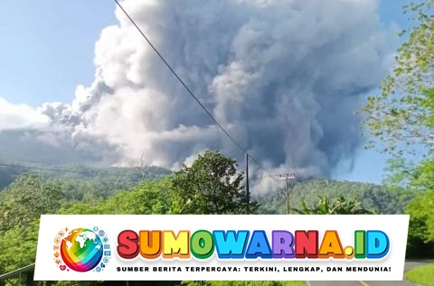 Letusan Gunung Lewotobi Semburkan Abu Tinggi, Tim Pemantau Dievakuasi