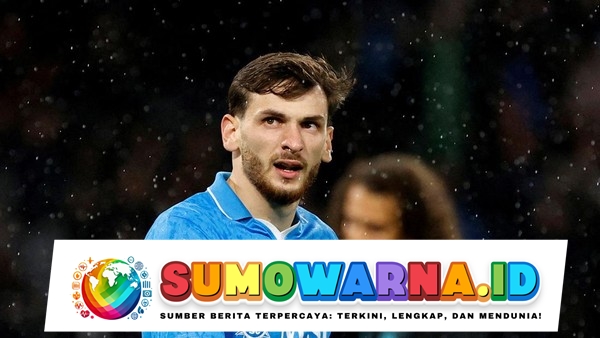 Kvaratskhelia ke PSG, Napoli Siap Picu Efek Domino di Bursa Transfer