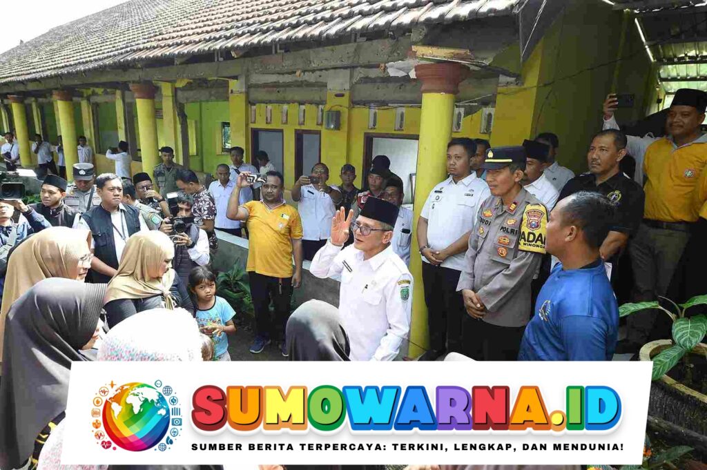 Wabup Pasuruan Buka Paksa Sekolah yang Disegel Enam Bulan