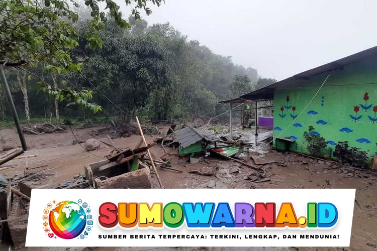 Banjir Terjang Puncak Bogor Minggu Malam, Jembatan Putus, Kendaraan Terjebak